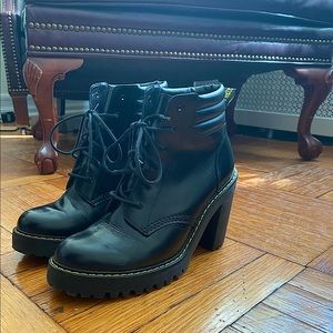 Persephone Dr. Martens ! Gently used!